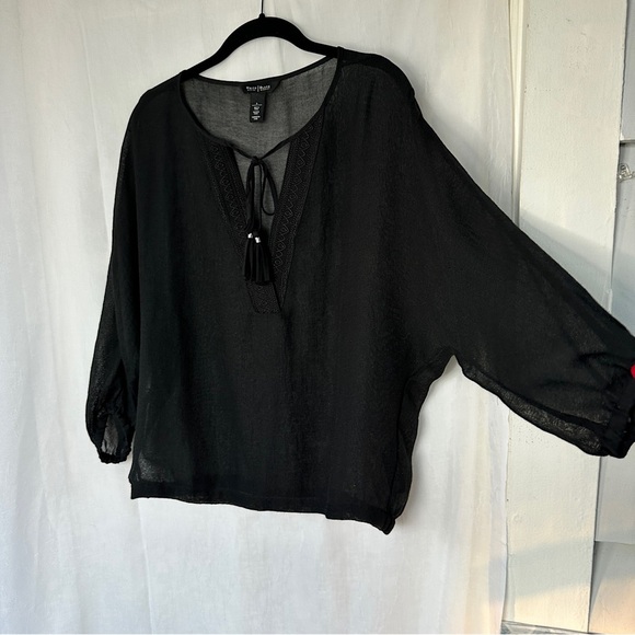 3/$20 💥 WHBM Sheer Black Blouse Embroidered V-Neck w/ Tassels - Picture 9 of 17